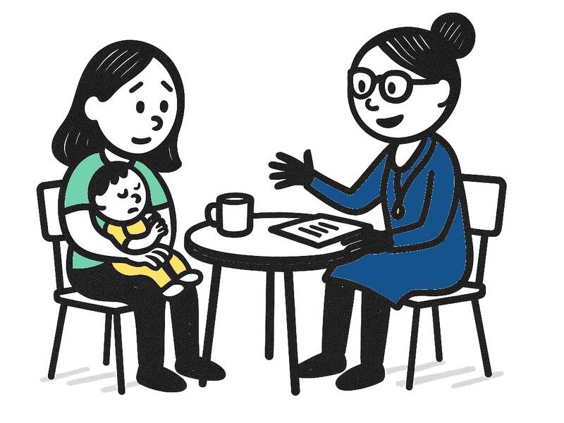 Strichmännchen. Eine Frau hält ein Baby im Arm und sitzt einem Arzt oder einer Ärztin gegenüber, die freundlich gestikuliert und auf Dokumente zeigt.