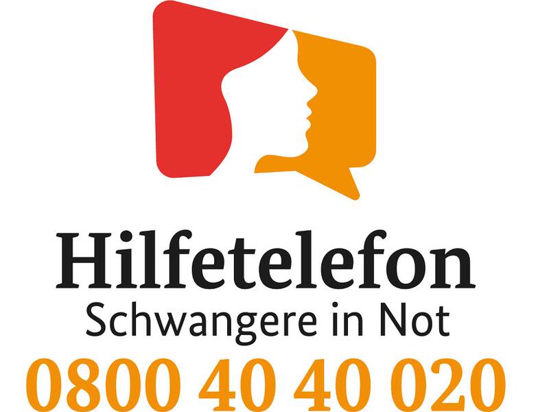 Das Bild zeigt ein Logo mit einem stilisierten Profil eines Kopfes in einem Sprechblasenmotiv daneben und die Aufschrift "Hilfetelefon Schwangere in Not" sowie die Telefonnummer 0800 40 40 020 darunter.